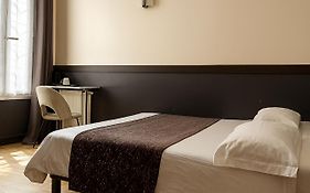 Hôtel des Bains 24h 7j Paris centre à 10 min
